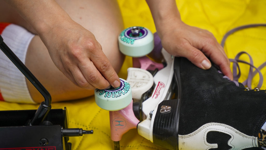 Snot Wheels - Clear Cores Teal
