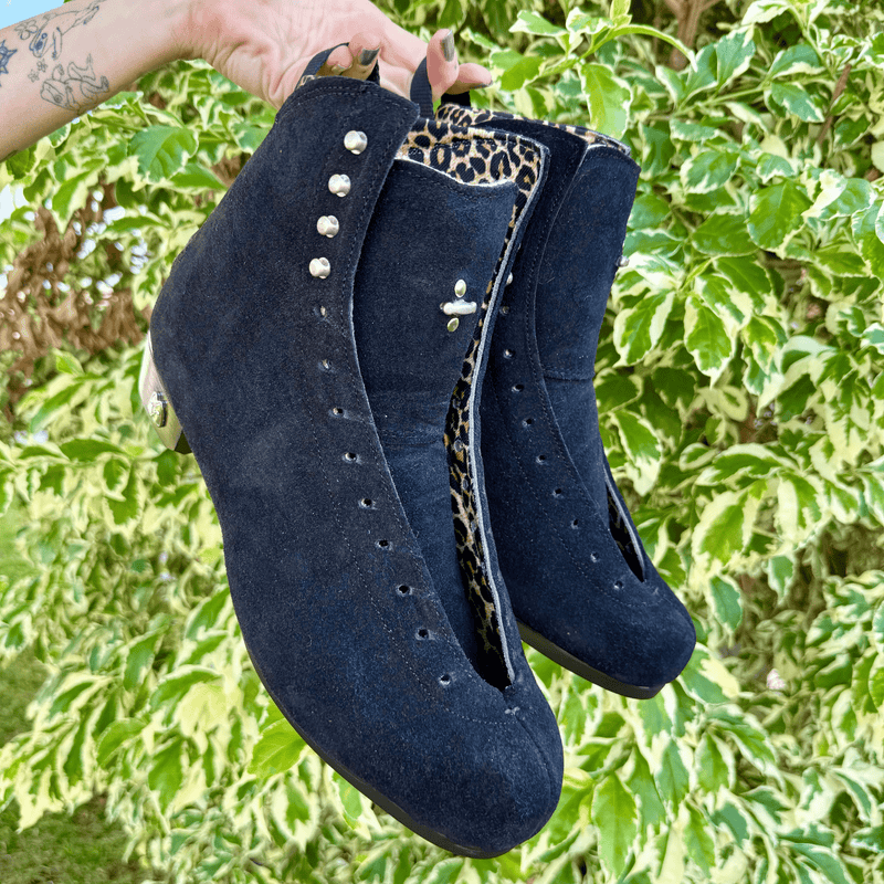 Jack 2 Classic Black size 11.5 - Seconds