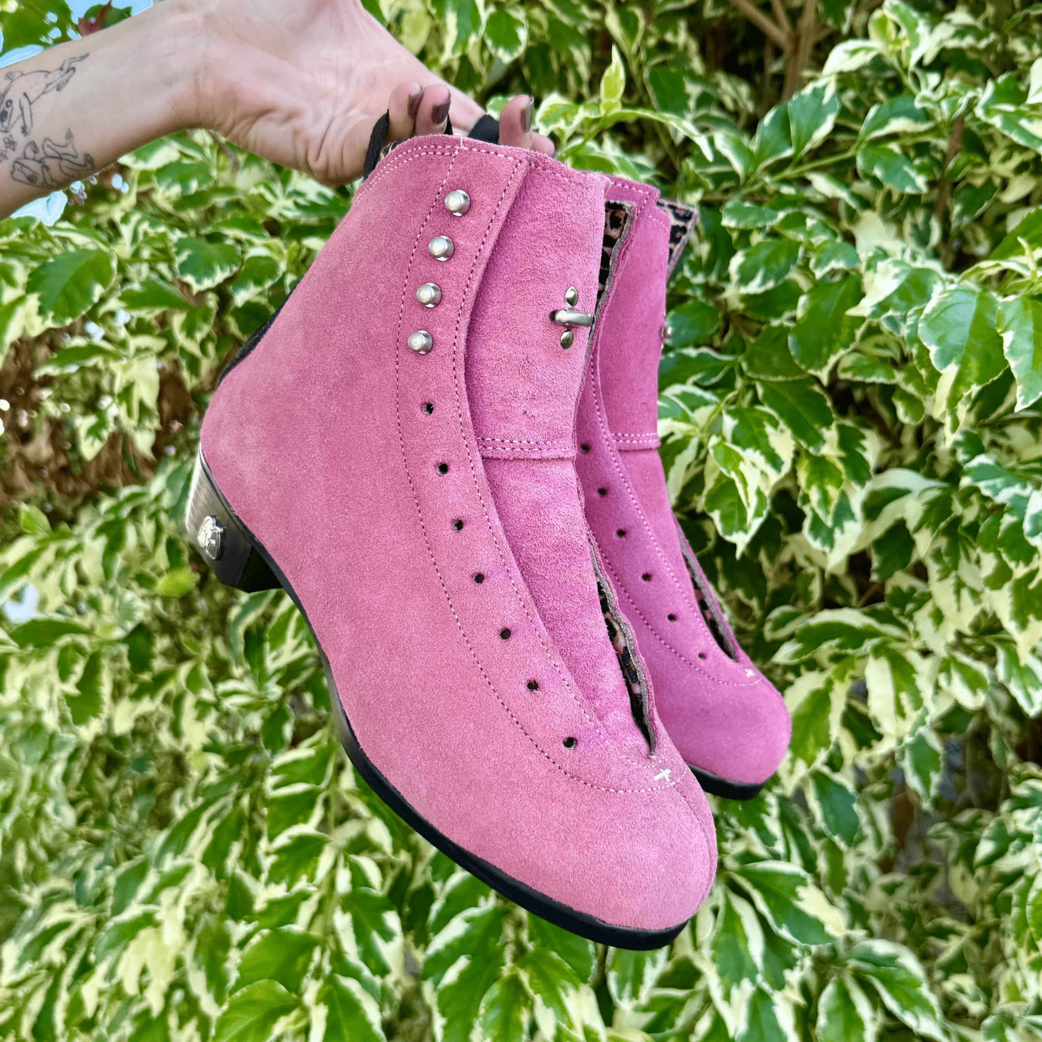 Jack 2 Strawberry Pink size 7 - Seconds – Moxi Shop