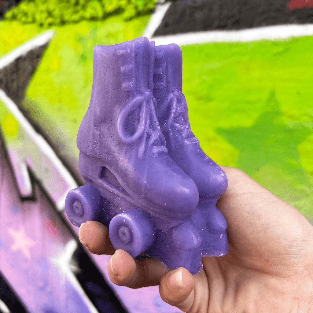 Fantom Skate Wax purple skates